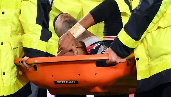 Neymar sufrió una lesión en el PSG vs. Lyon de la Ligue 1. (Foto: AFP)