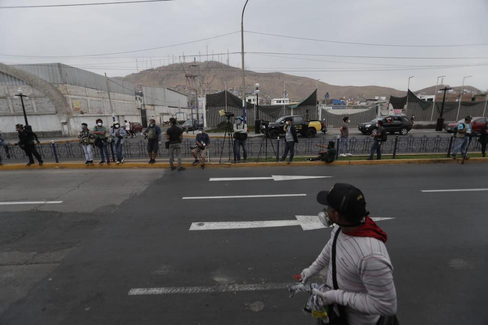 Así lucen los exteriores del Penal Santa Mónica previo a la salida de Keiko Fujimori. Foto: Renzo Salazar / GEC