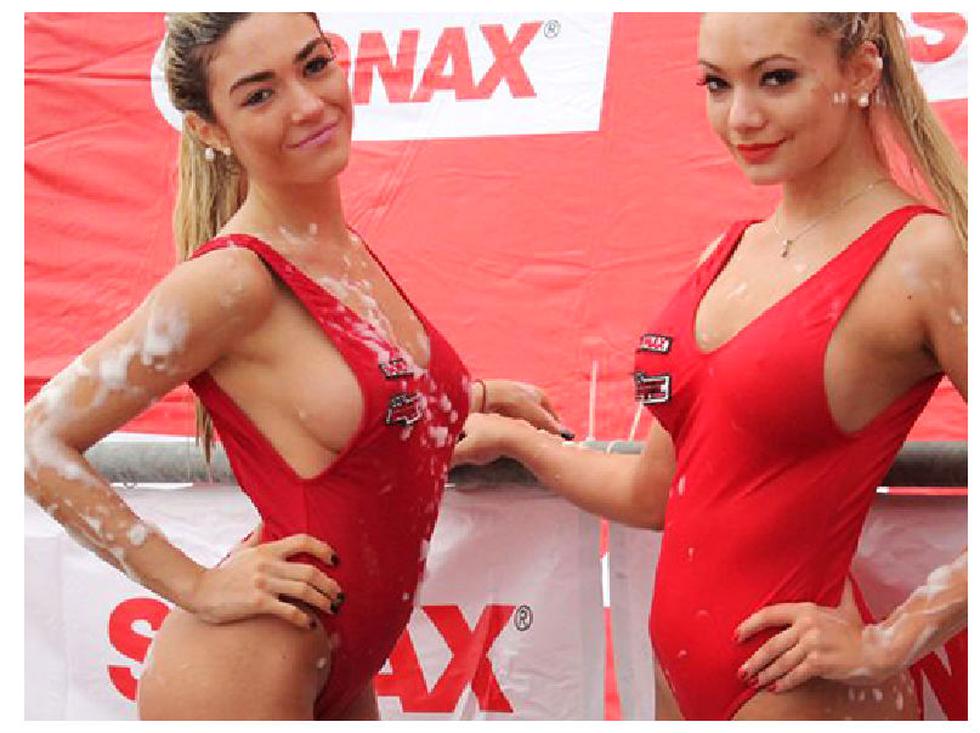 Conejitas de Playboy 'calentaron' fecha de Drifting en La Chutana [FOTOS]