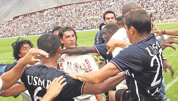 Con bronca, San Martín y León empatan y definirán título nacional este domingo en Lima