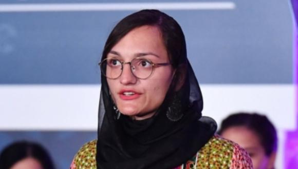 Zarifa Ghafari es activista por los derechos de las mujeres y hoy se siente aterrada por la toma de los talibanes en Afganistán.