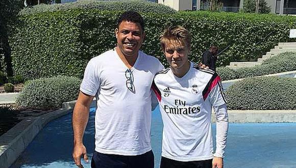 Real Madrid: Ronaldo ya posa junto a Martin Odegaard