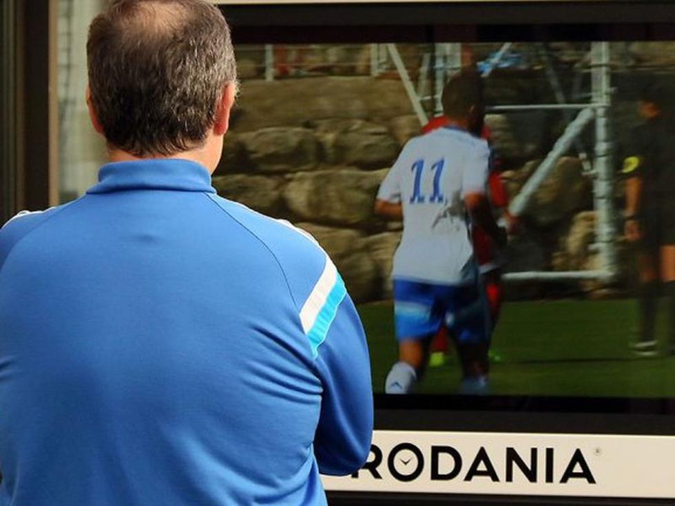 Marcelo Bielsa y su nueva locura: 'El Bielsa Movil' [FOTOS + VIDEO]