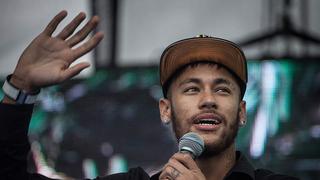 Neymar inaugura fundación para niños pobres en Brasil [VIDEO]