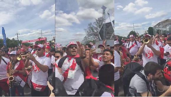 Rusia 2018: Hinchas peruanos realizaron banderazo en el Fan Fest [VIDEO]