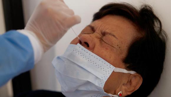 El periodo de contagio se cuenta desde el posible día en que se adquirió la infección (Foto: AFP)