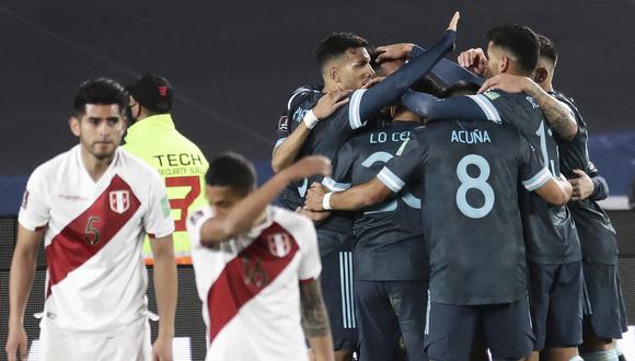 Argentina derrotó 1-0 a Perú, por la fecha 12 de las Eliminatorias. (Foto: AFP).