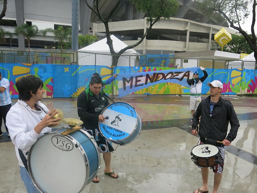 Mundial Brasil 2014: Hinchas argentinos se hacen sentir en el Maracaná [FOTOS]