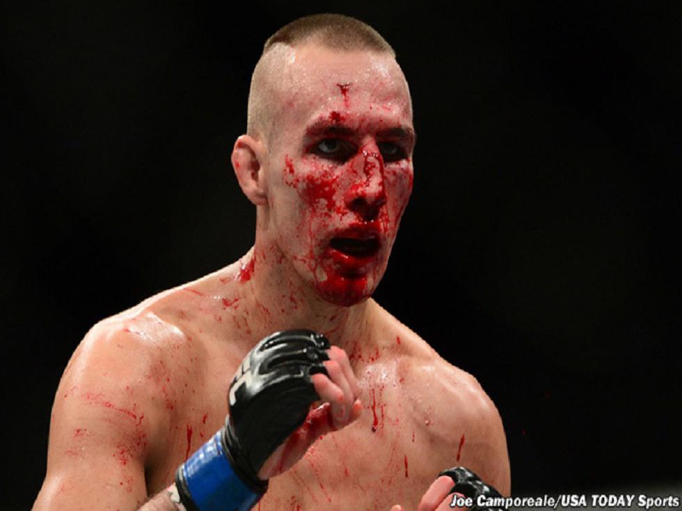 UFC 189: Conor McGregor nuevo campeón interino peso pluma [VIDEO]