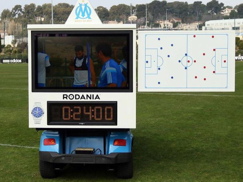 Marcelo Bielsa y su nueva locura: 'El Bielsa Movil' [FOTOS + VIDEO]