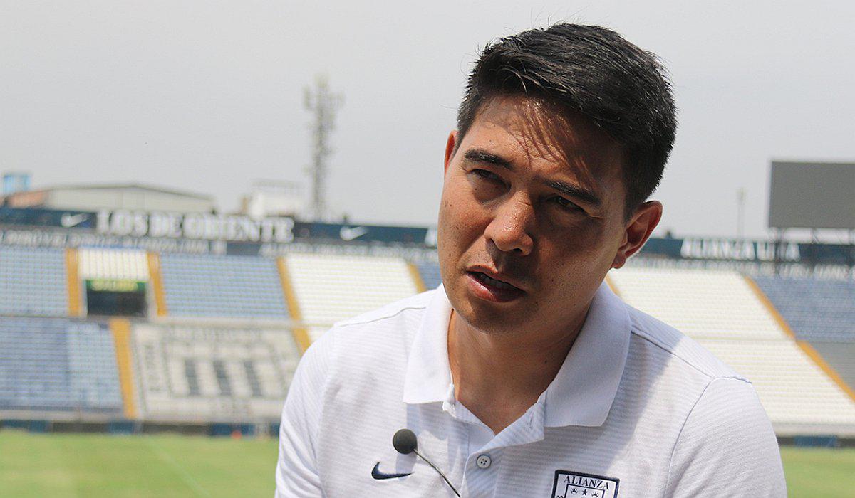 Ernesto Arakaki renunció a Alianza Lima y es el nuevo Director Deportivo de Menores de la FPF