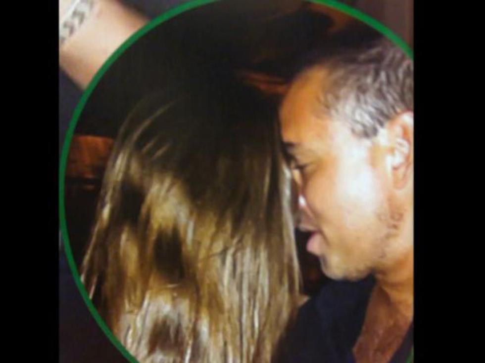 Roberto Martínez fue captado con jovencita de 21 años [FOTOS]