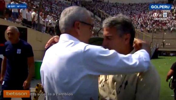 Pablo Bengoechea y Gregorio Pérez se saludaron en el clásico (Foto: Internet)