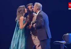 Viña del Mar 2020 EN VIVO: Ricky Martin le robó un beso a Martín Cárcamo, conductor del festival | VIDEO