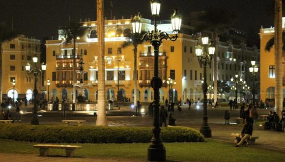 Se busca reducir el consumo de energía y mejorar la iluminación en lugares representativos de Lima. (Foto: MML)