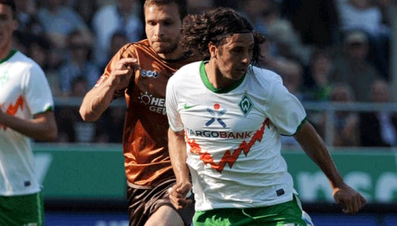 Bremen desaprueba participación de Pizarro en la Copa América