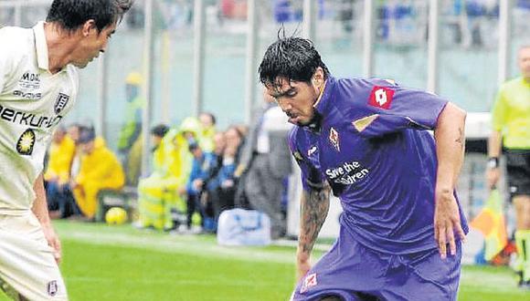 Vargas vuelve a jugar y Fiorentina gana al Chievo por la Liga italiana 