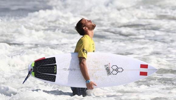 Miguel Tudela no logró su pase y se quedó en la tercera ronda de surf. (Foto: Instagram @migueltudelach)