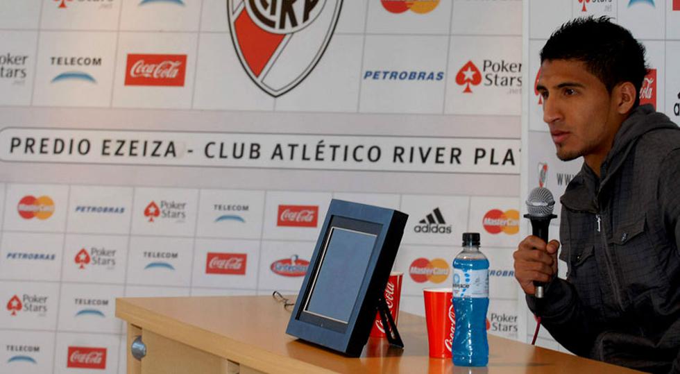 Ballón: "En River todo es  es grandísimo y me siento muy bien, espero ser llamado a mi selección con mi trabajo aquí"