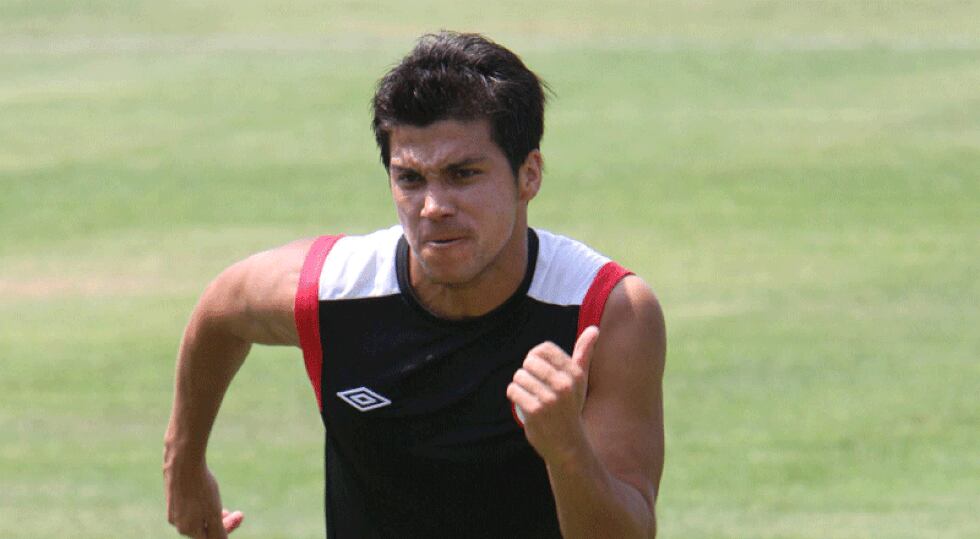 Representante de Johan Vásquez: "No hay nada con Cristal"