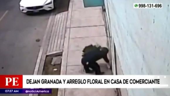 Un desconocido dejó la granada y el arreglo florar la tarde del último lunes en San Martín de Porres. Foto: captura América Noticias