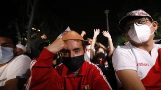 Uruguay vs. Perú: la tristeza y desazón de los hinchas peruanos tras la polémica jugada no revisada por el VAR | FOTOS