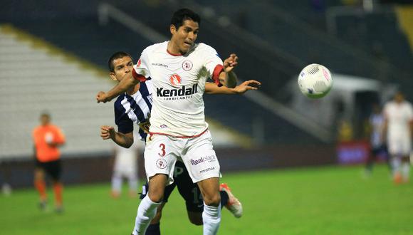 Universitario de Deportes: Víctor Balta choteó a cremas por club provinciano