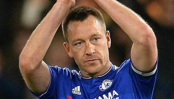 Chelsea: John Terry renueva contrato por una temporada más