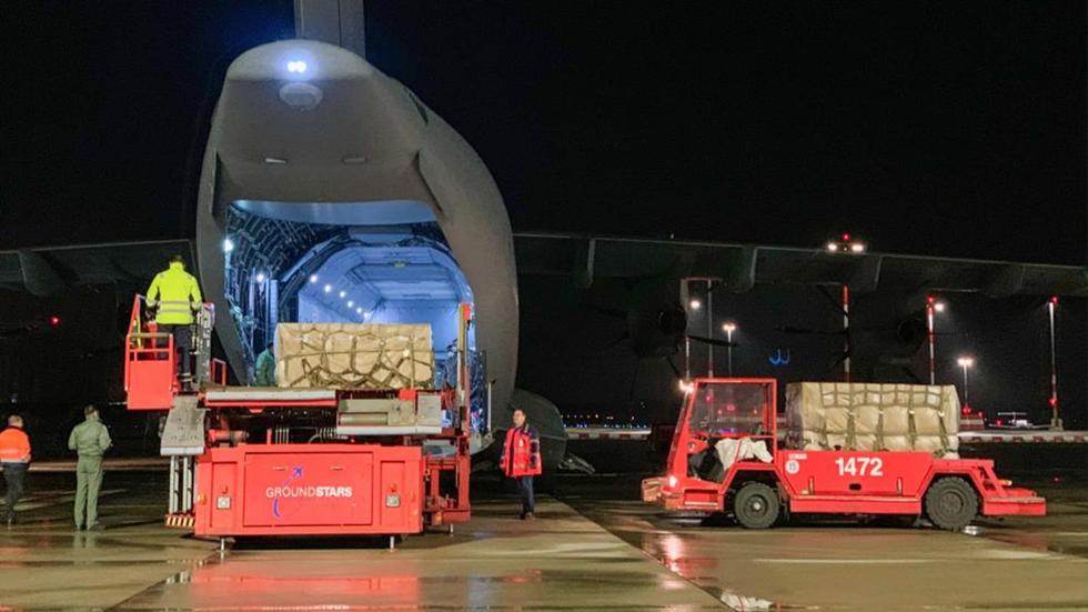Avión español cargado de respiradores es retenido en Turquía y despojado de estos objetos escenciales para combatir el Covid-19