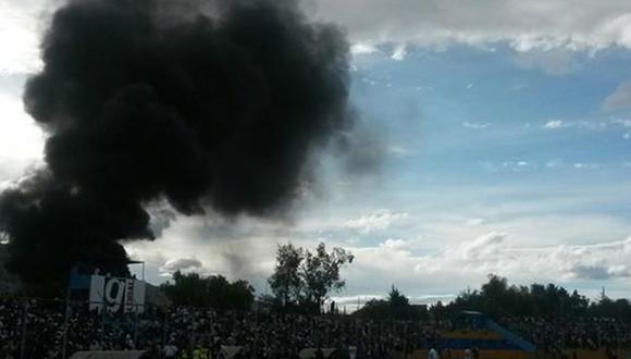 Incendio durante el Inti Gas-Universitario alarmó a todos en Ayacucho