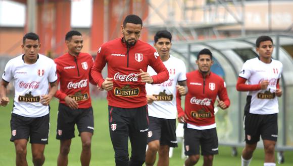 Alexander Callens está listo para volver a ser titular en la selección peruana. (Foto: FPF)