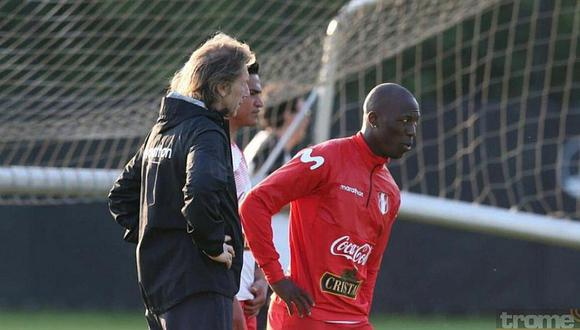 Selección peruana: Ricardo Gareca se reúne con Luis Advíncula en España