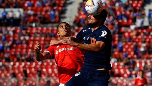 Paolo Guerrero | Fuego en la tribuna del Nacional durante debut del Depredador en la Copa Libertadores | VIDEO | Foto AFP