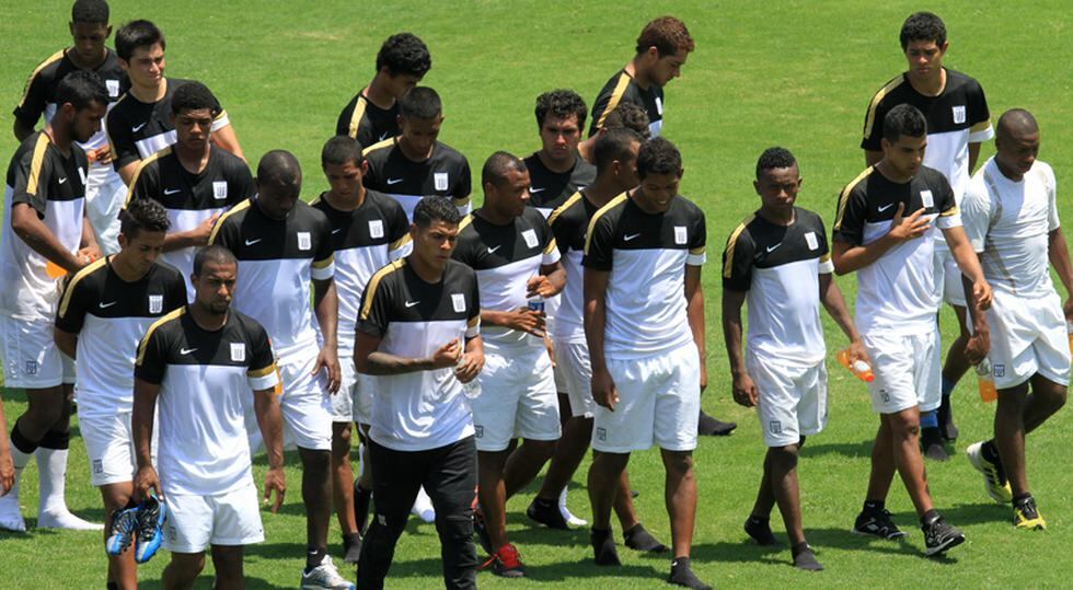 Alianza Lima quiere cambiar de fecha para jugar contra Universitario
