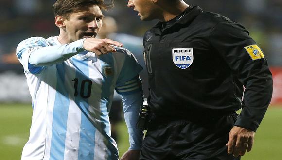 Copa América 2015: Lionel Messi acusó al árbitro Orozco de no protegerlo [VIDEO]