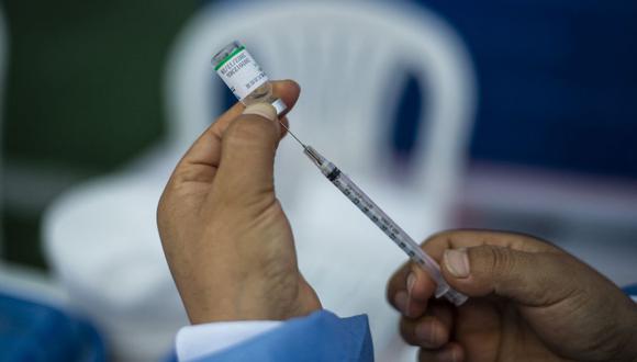 En los próximos días se informará a los participantes del estudio la fecha en que serán vacunados contra el COVID-19. (Foto: Ernesto BENAVIDES / AFP).