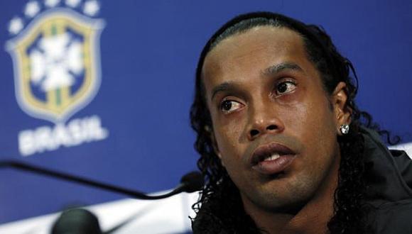 Ronaldinho está en la bancarrota y al borde de ir a prisión debido a una millonaria deuda