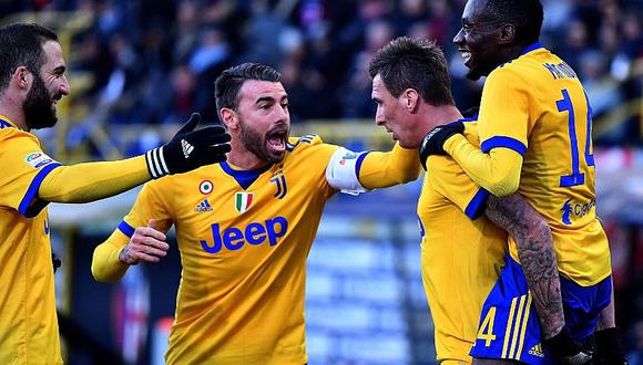 Juventus goleó 3-0 al Bologna y acecha al líder Napoli en la Serie A
