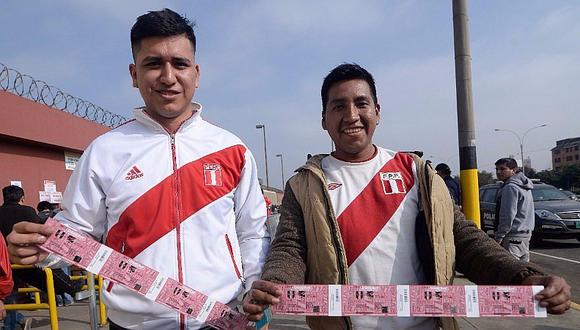 Selección peruana: Locura por entradas en el Monumental [FOTOS]