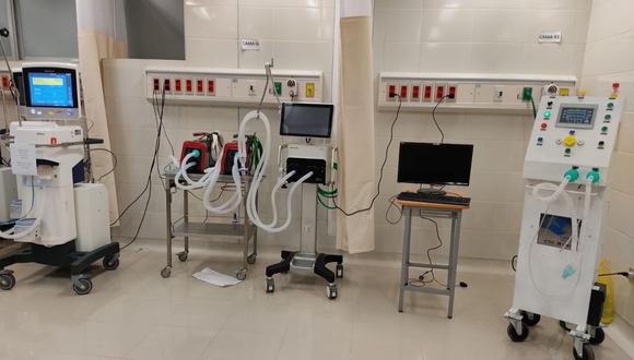 El ventilador mecánico 'FéniX' ya fue trasladado al hospital de Ate para ser sometido a su primera prueba. (Foto: Víctor Zamora/Twitter)