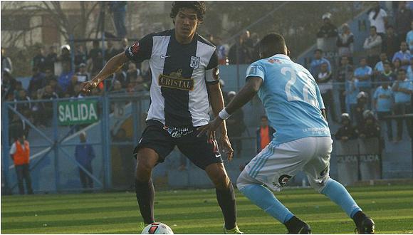 Alianza Lima: Sporting Cristal ofrece mejor sueldo a Óscar Vílchez