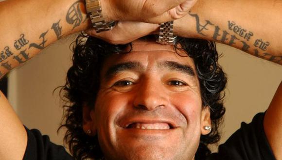Maradona...  ¿Se alista para retar a Mayweather o Pacquiao? [VIDEO]
