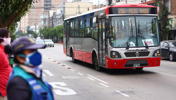 La ruta 206 del Corredor Rojo modifica su recorrido en Lima Este para atender a una mayor cantidad de pasajeros..