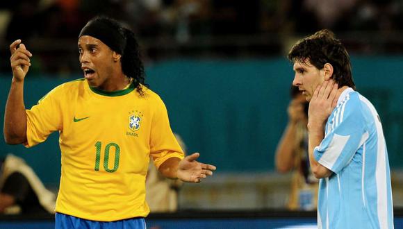 Lionel Messi no ofreció ayuda a Ronaldinho, informa el diario Sport de España. (Foto: AFP)