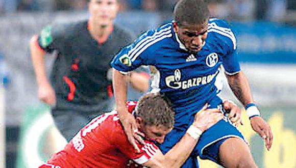 Schalke 04, con Raúl y Farfán, enfrenta hoy al Bayern Munich por título de la Supercup