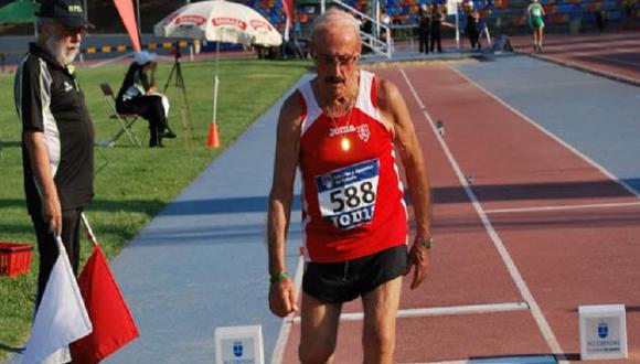Anciano de 95 años ganó un total de cinco medallas en Mundial