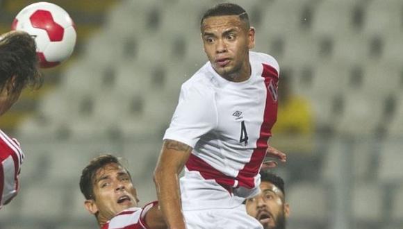 Alexander Callens fue convocado de emergencia a la selección peruana