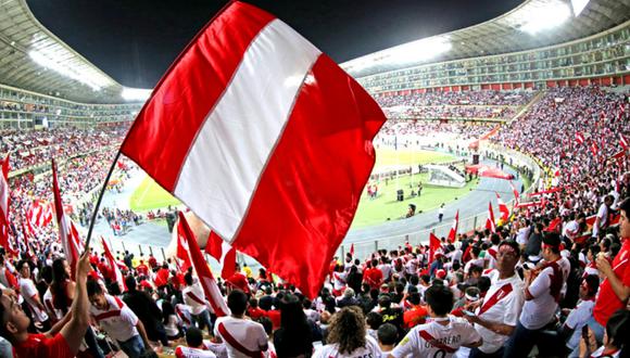 Barras oficiales de la selección peruana confirmaron el patrocinio de Apuesta Total por todo el año, que les servirá para poder acompañar al equipo en todas las canchas.