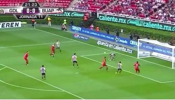 Luis Advíncula: así fue el gol del peruano ante Chivas de Guadalajara [VIDEO]