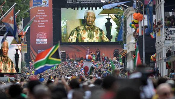 Gobierno de Sudáfrica educará a sus ciudadanos en el respeto a los símbolos nacionales 